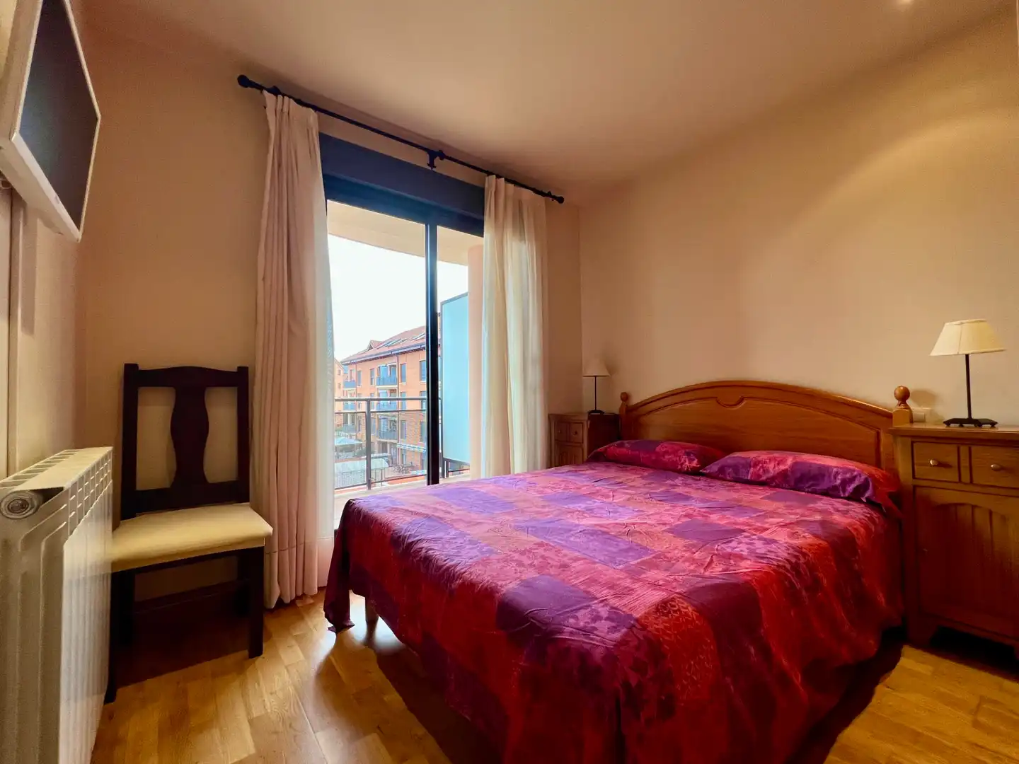 Bedroom of Flat for sale in Jaca  with Heating, Parquet flooring and Terrace