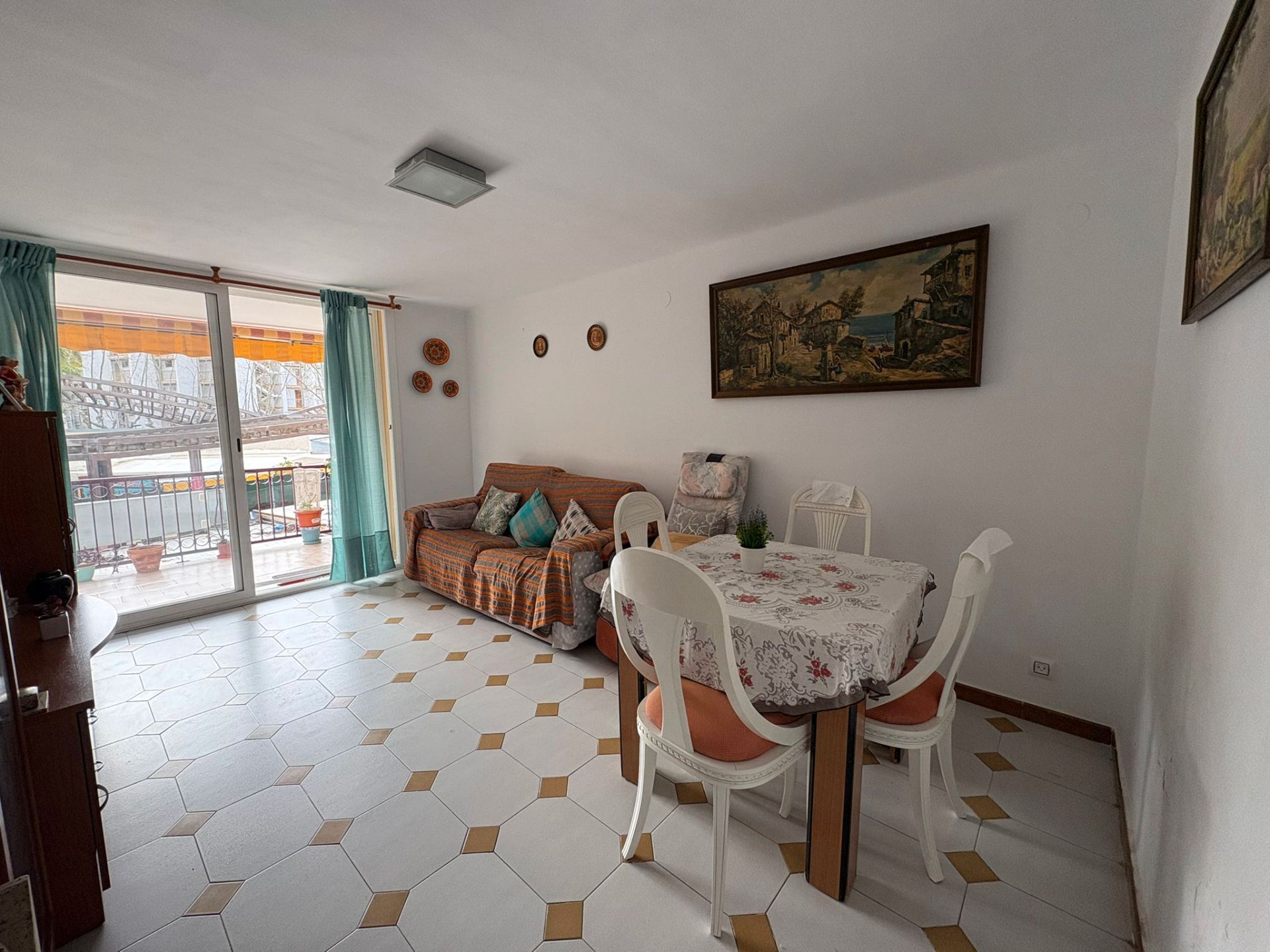 Sala de estar de Piso en venta en Salou con Terraza, Amueblado y Lavadora