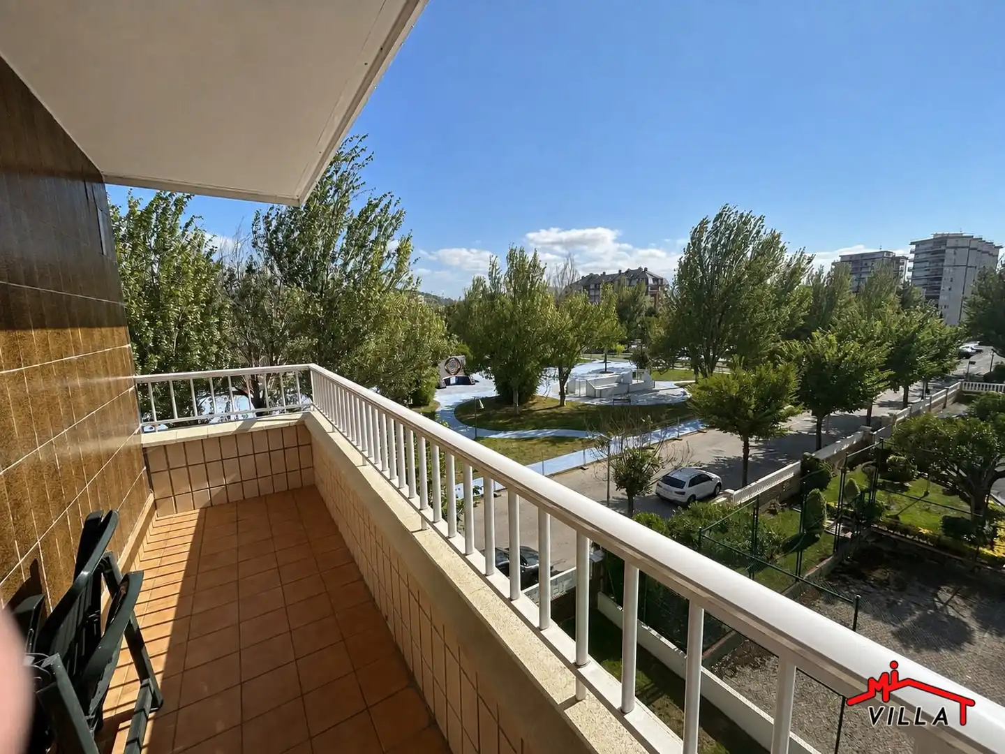 Vista exterior de Piso en venta en Laredo con Calefacción y Terraza