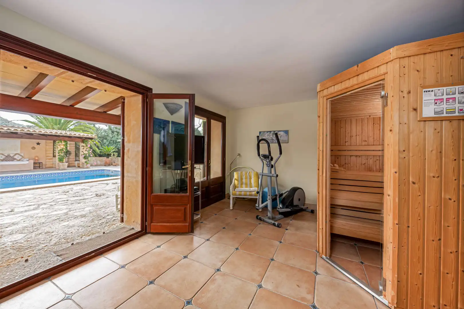 Piscina de Finca rústica en venta en Capdepera con Aire acondicionado, Terraza y Amueblado