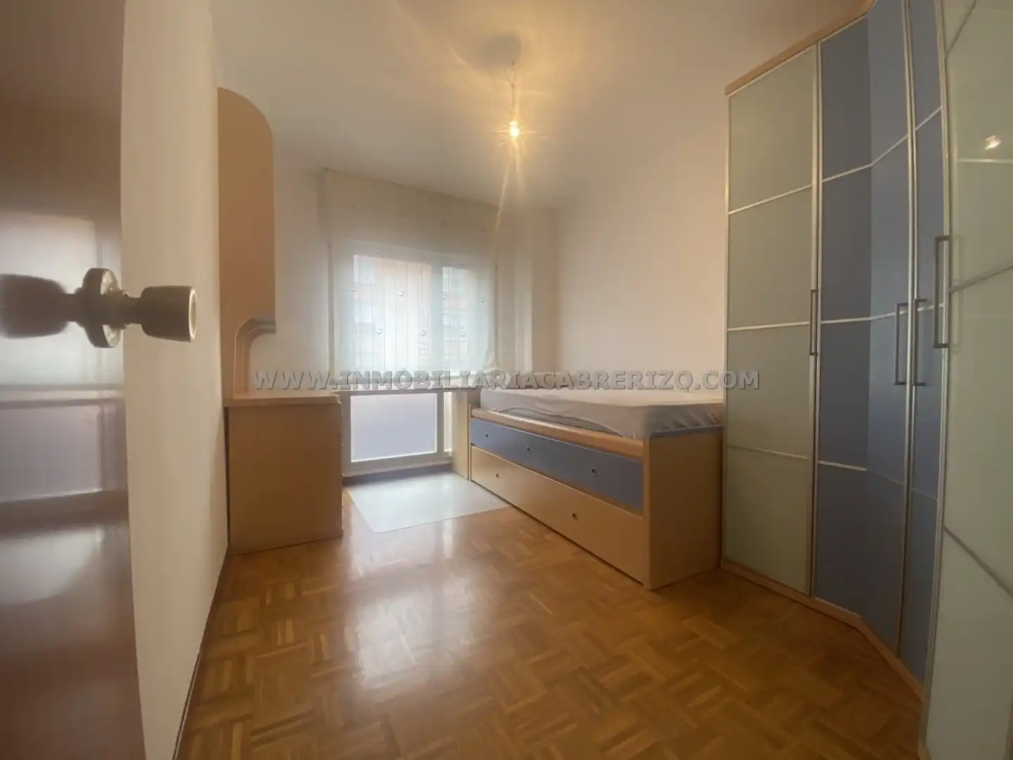 Habitación de Piso en venta en  Pamplona / Iruña con Calefacción, Jardín privado y Parquet