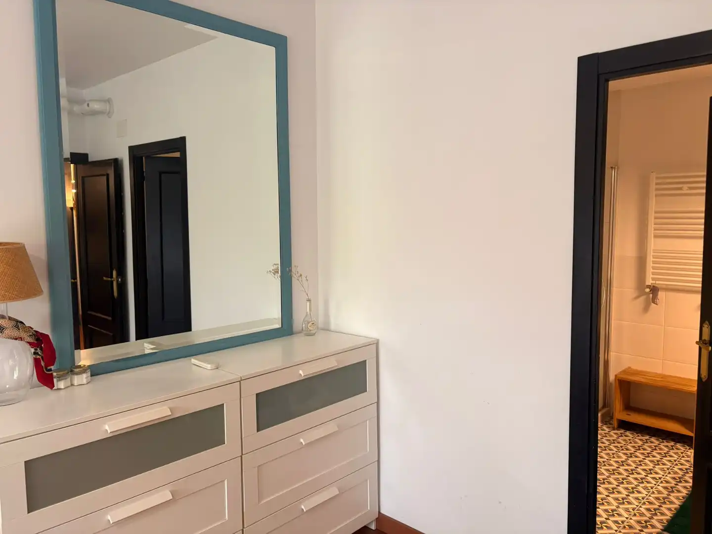 Schlafzimmer von Wohnung zur Miete in Madrid mit Heizung und Balkon