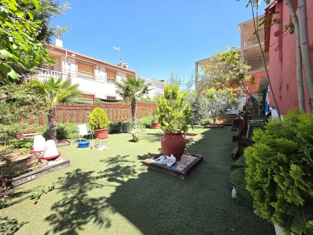 Garden of Country homes for sale in Robledo  with Heating, Private garden and Terrace