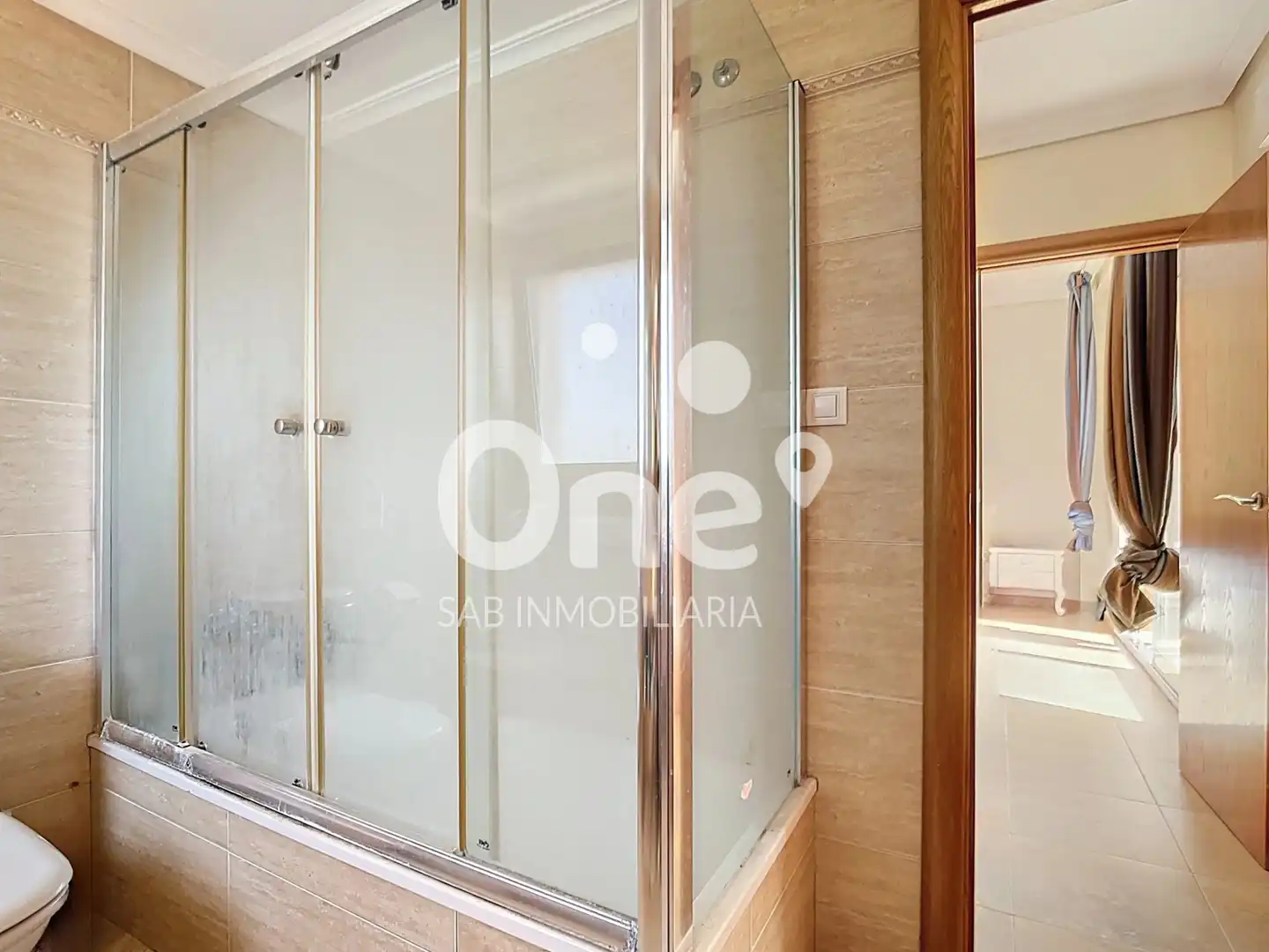 Baño de Casa o chalet en venta en L'Eliana con Aire acondicionado, Jardín privado y Terraza