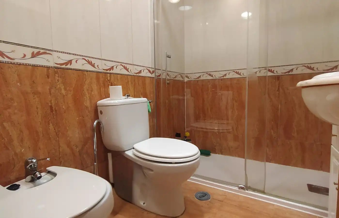 Bany de Casa adosada en venda en Daganzo de Arriba amb Aire condicionat, Jardí privat i Terrassa