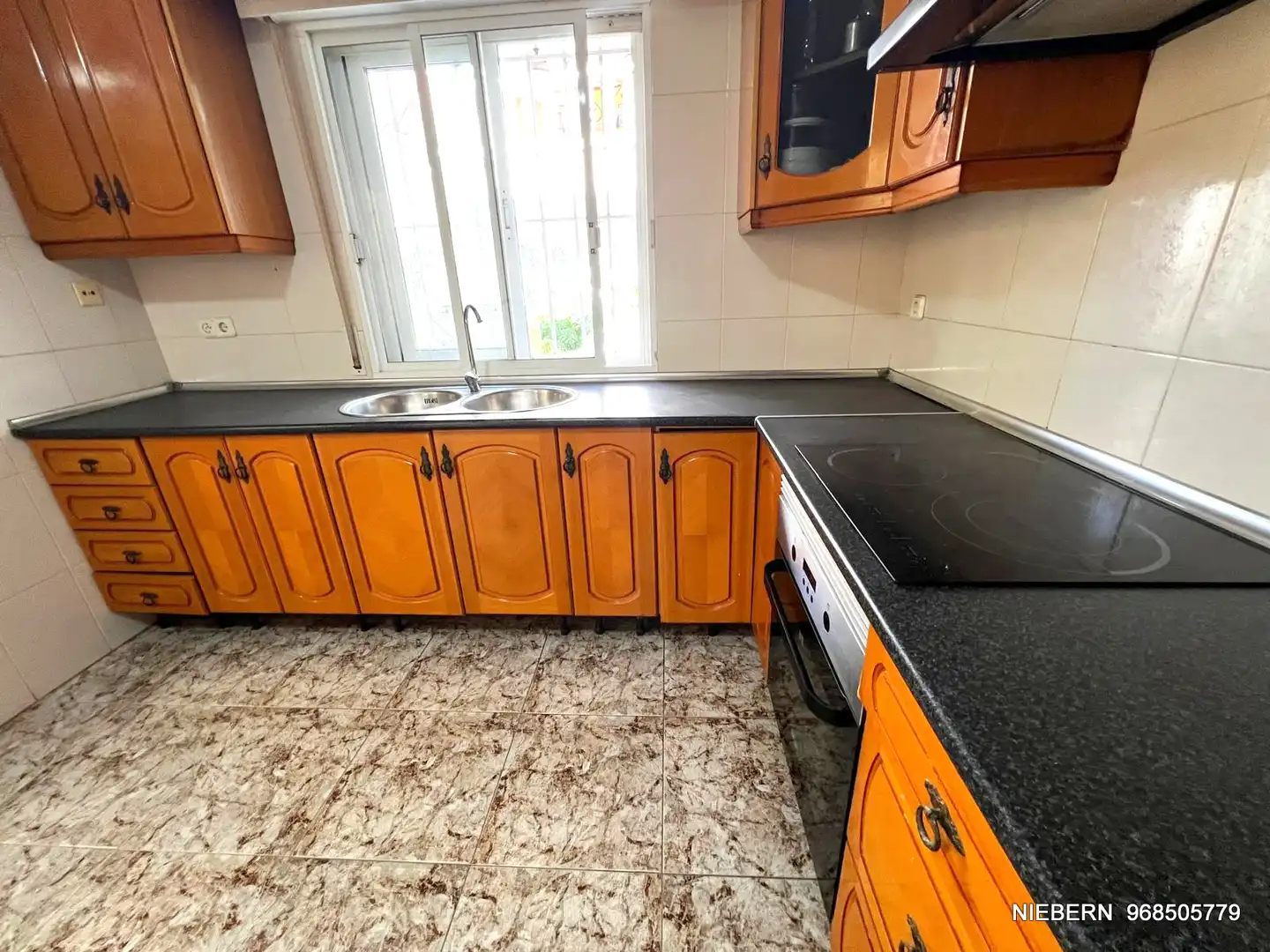 Casa adosada en venta en Calle Nueva, Los Barreros - Cuatro Santos