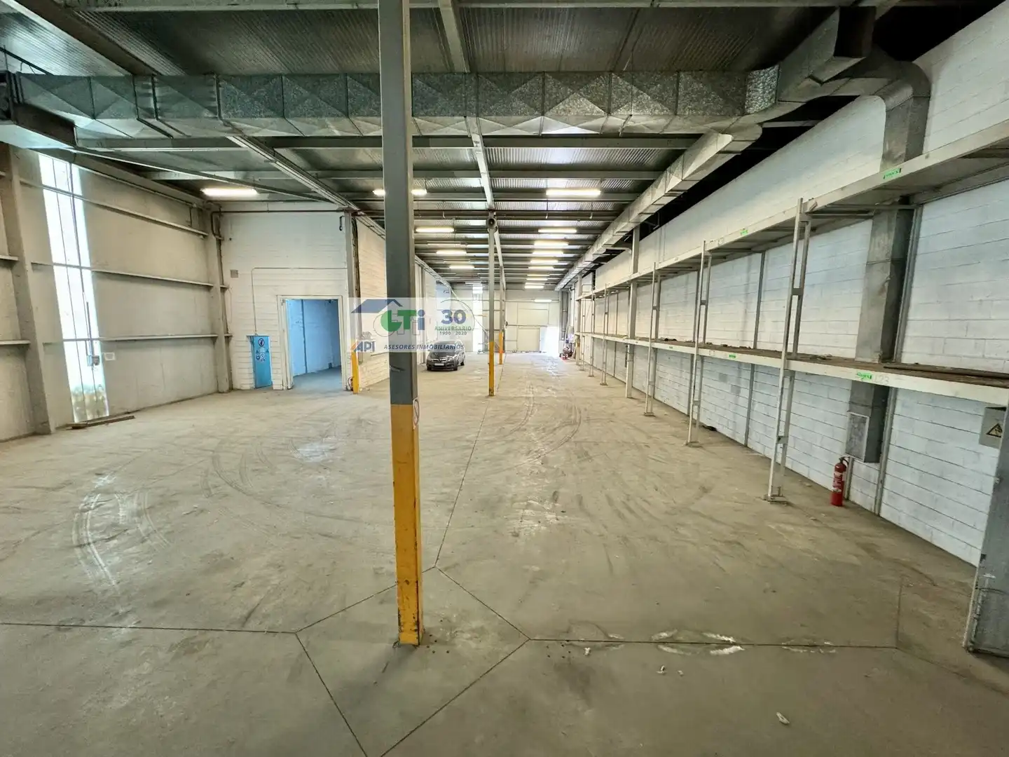 Nau industrial en venda en Zaragoza