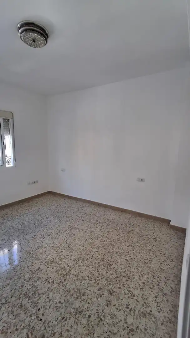 Piso en venta en Dos Hermanas con Balcón