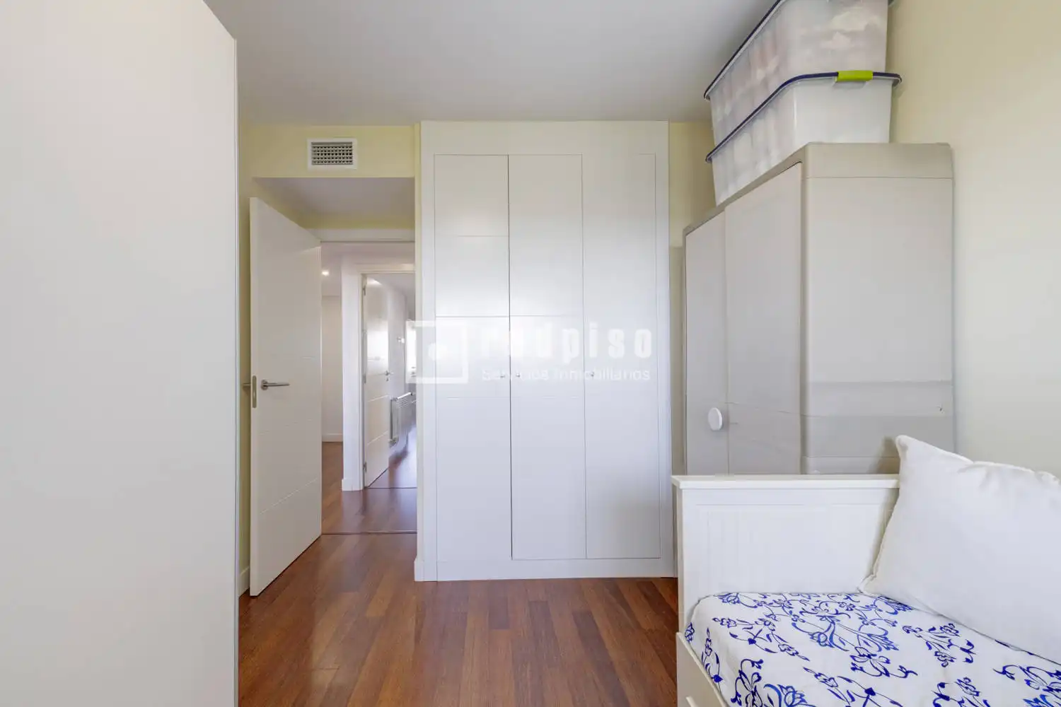 Bedroom of Flat for sale in Boadilla del Monte  with Air Conditioner, Heating and Private garden