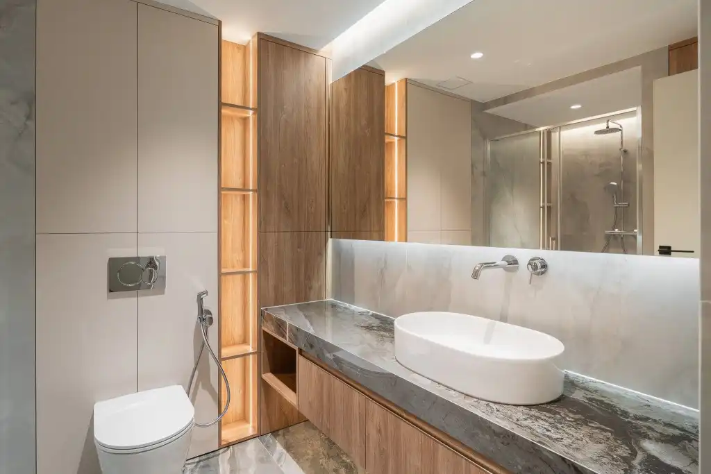Badezimmer von Wohnungen zum Verkauf in Barcelona mit Klimaanlage, Heizung und Parkett
