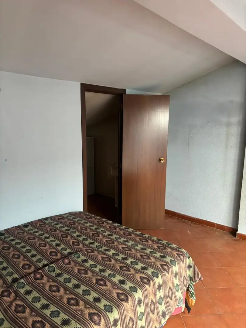 Habitación de Dúplex en venta en Zaragoza