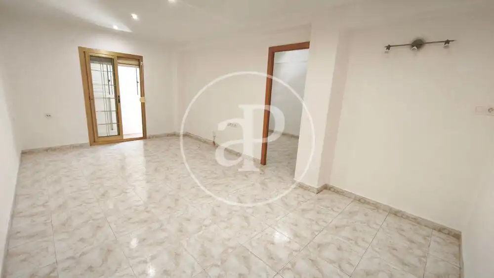 Piso en venta en Valencia con Calefacción y Balcón