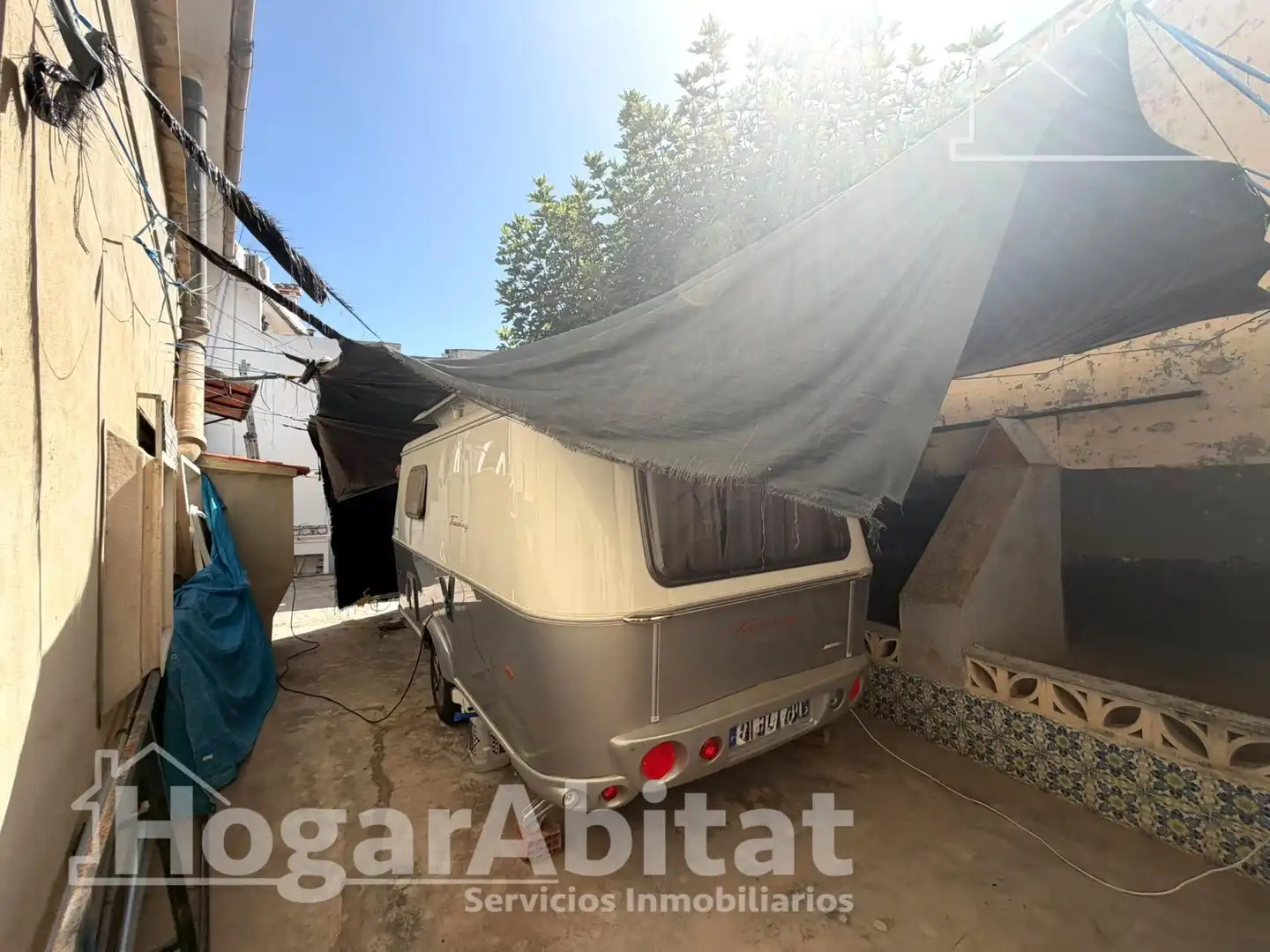 Aparcament de Casa o xalet en venda en Benaguasil amb Aire condicionat, Jardí privat i Terrassa