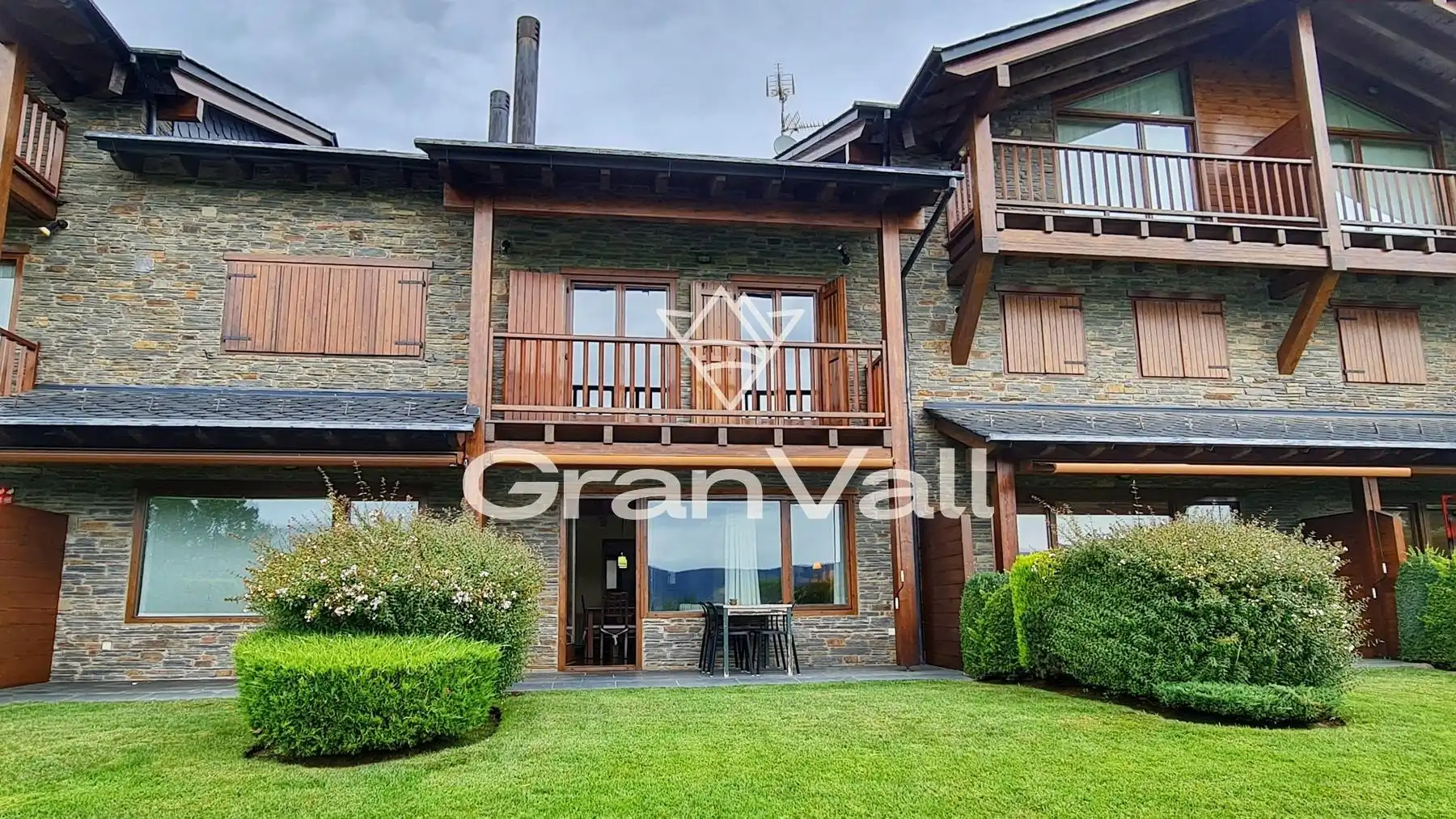 Adosado con terraza en venta en Guils de Cerdanya