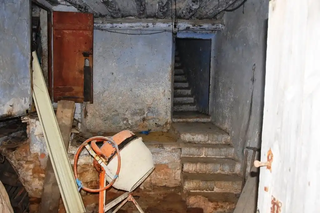 Casa rústica amb terrassa en venda a Monroyo, imagen 2