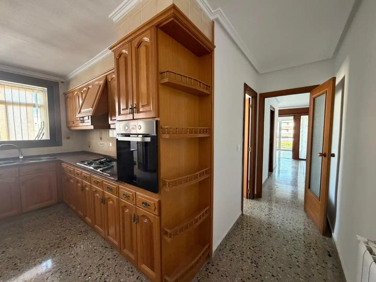 Flat for rent in Avenida AL VEDAT, Centro - Casco antiguo