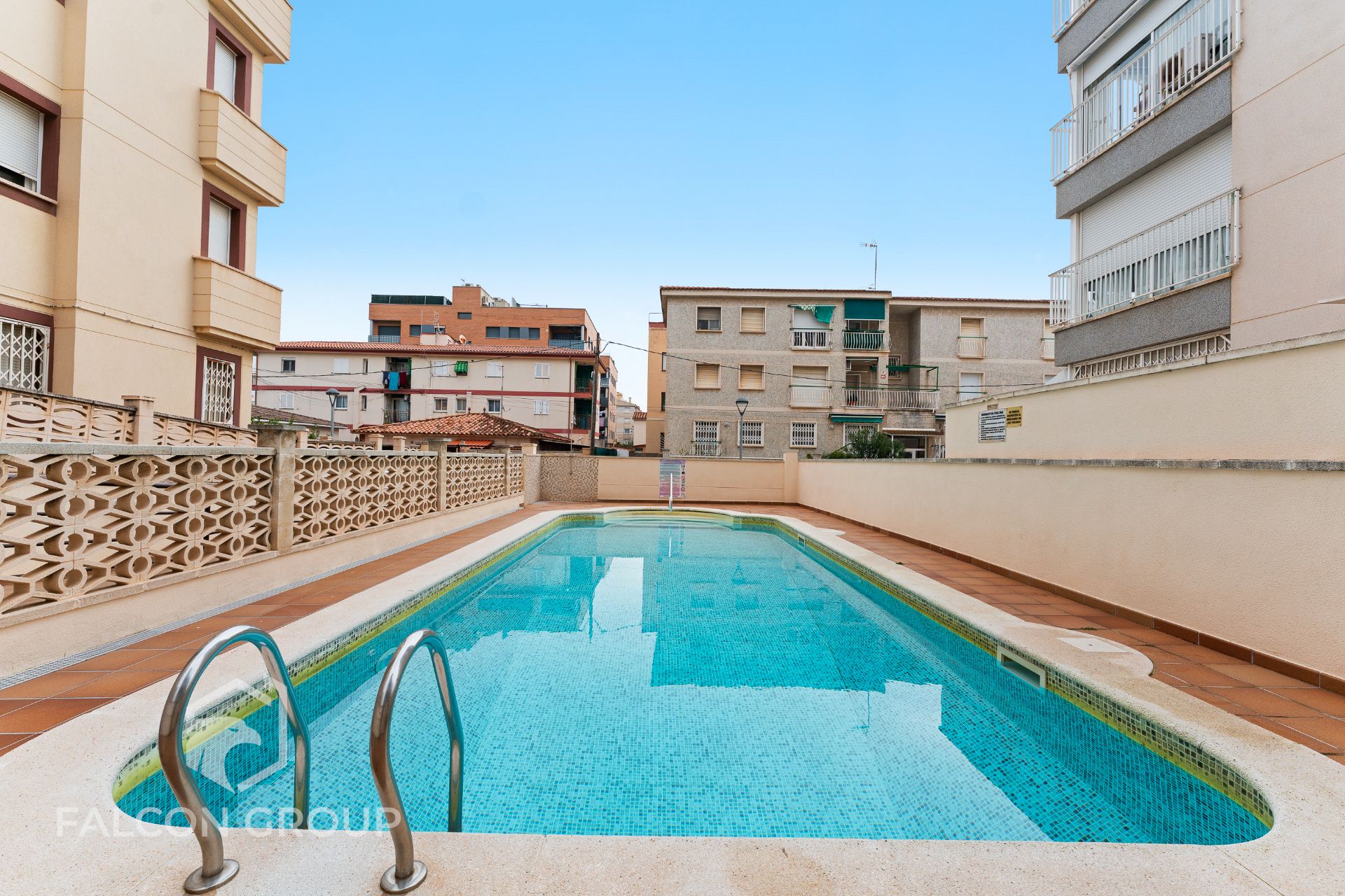 Piscina de Àtic en venda en Calafell amb Terrassa, Traster i Balcó