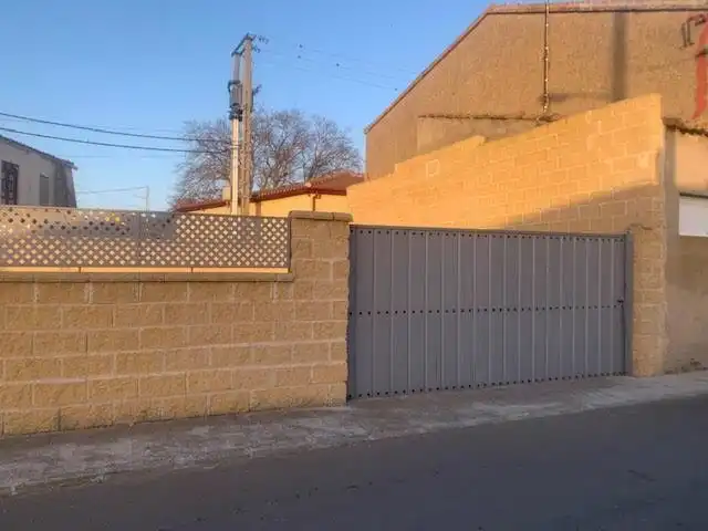 Vista exterior de Residencial en venda en Villoruela