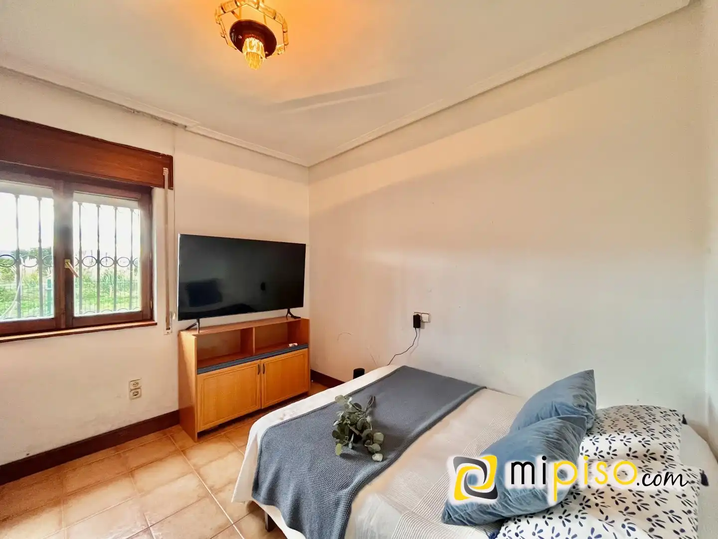 Habitación de Casa o chalet en venta en Laredo