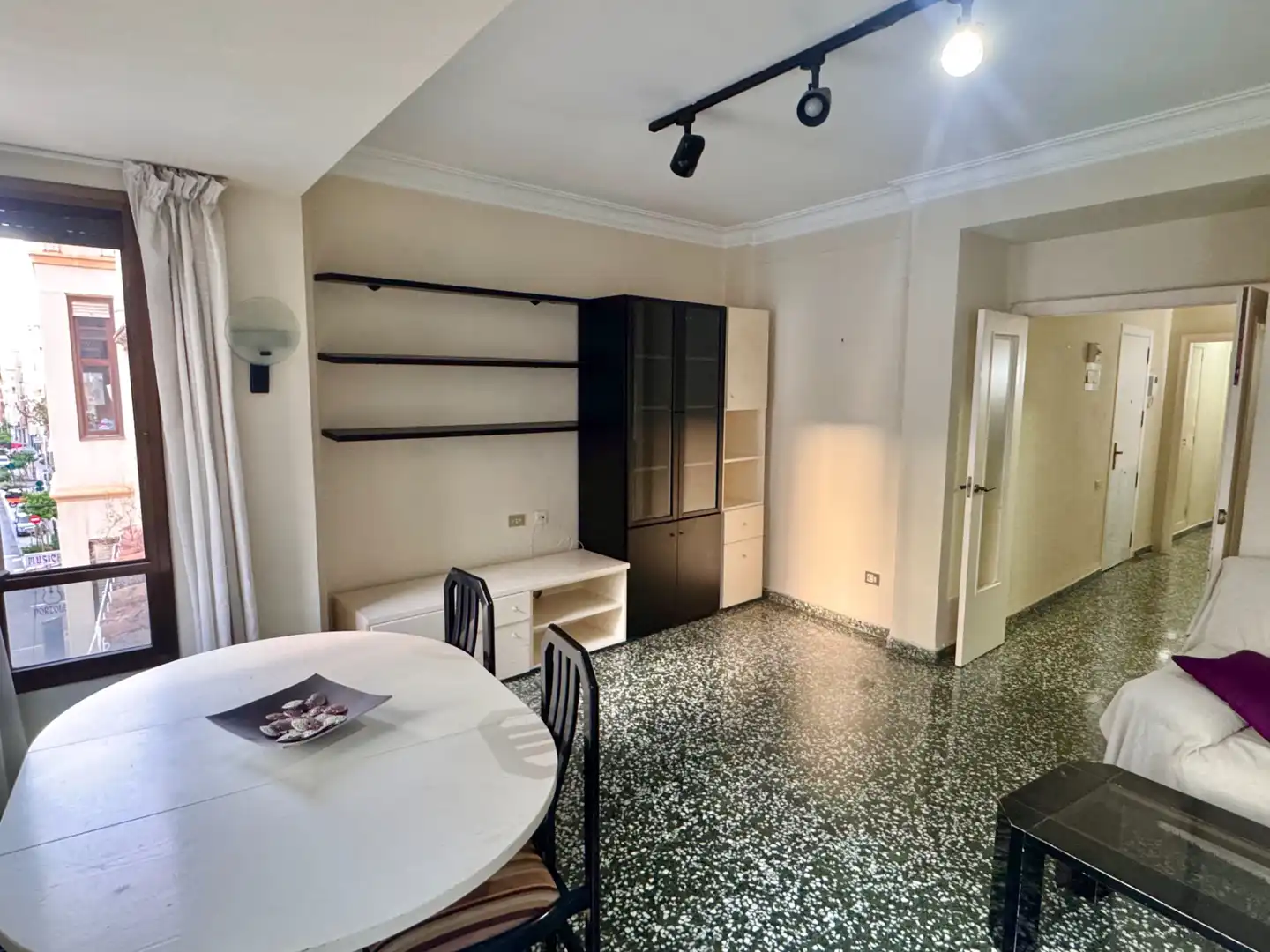 Piso con ascensor en venta en Carrer d'Enmig 138, imagen 2