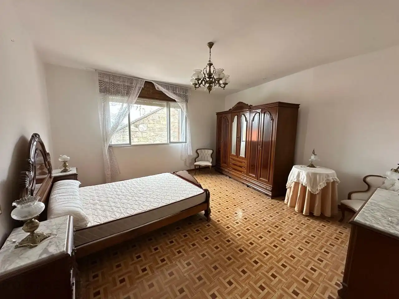 Dormitori de Casa o xalet en venda en Marín amb Jardí privat i Traster
