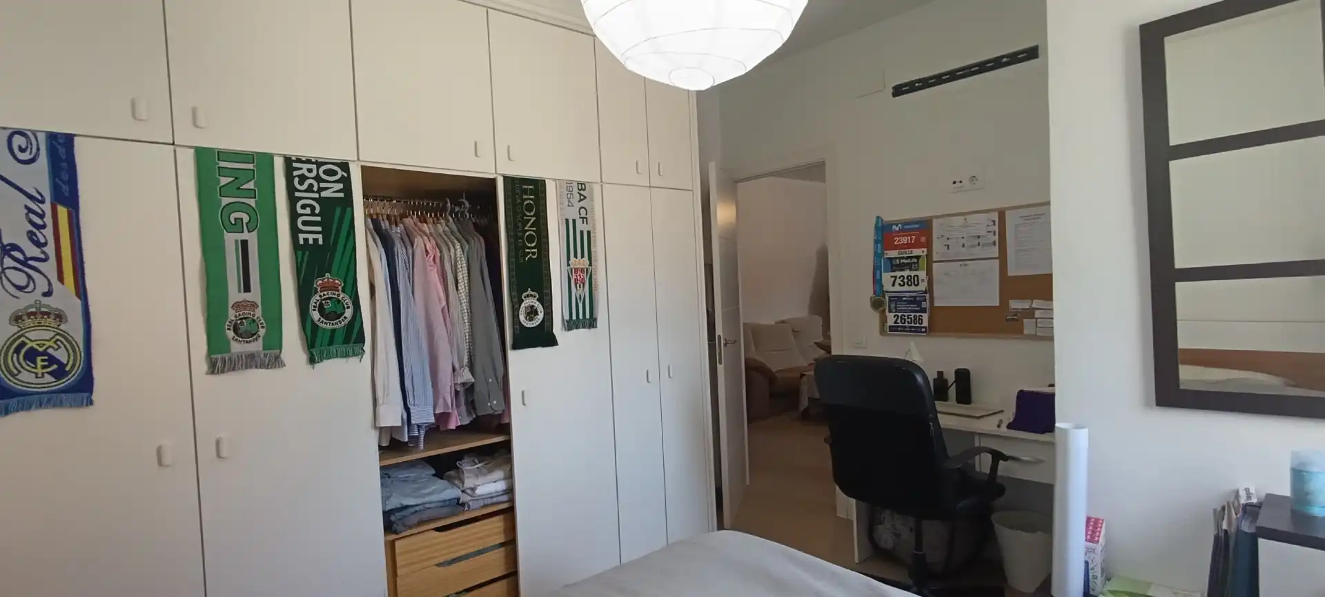 Schlafzimmer von Wohnung zur Miete in Madrid mit Klimaanlage, Heizung und Möbliert
