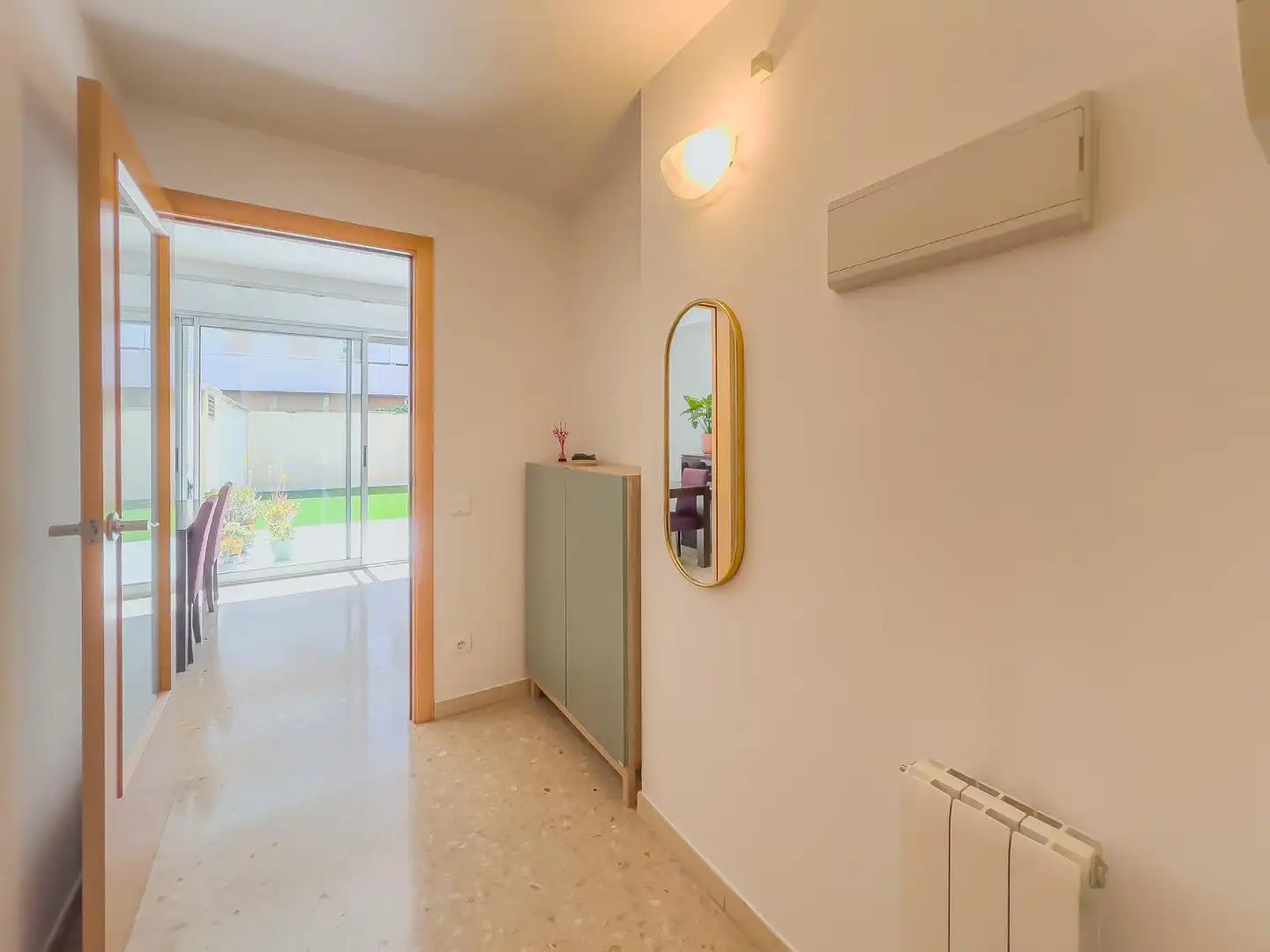 Erdgeschoss zum Verkauf in Viladecans mit Heizung, Terrasse und Gemeinschaftspool