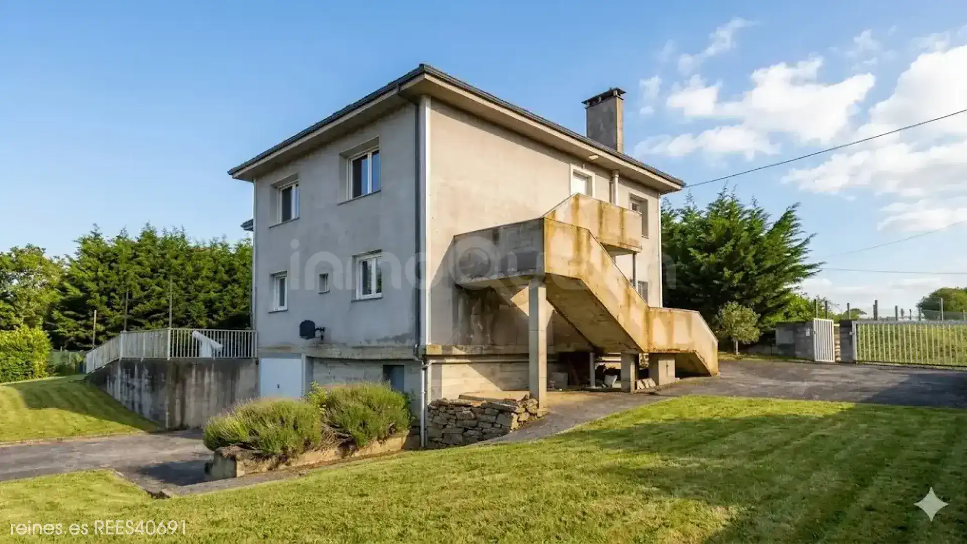 Chalet con jardín en venta en N/A, imagen 3