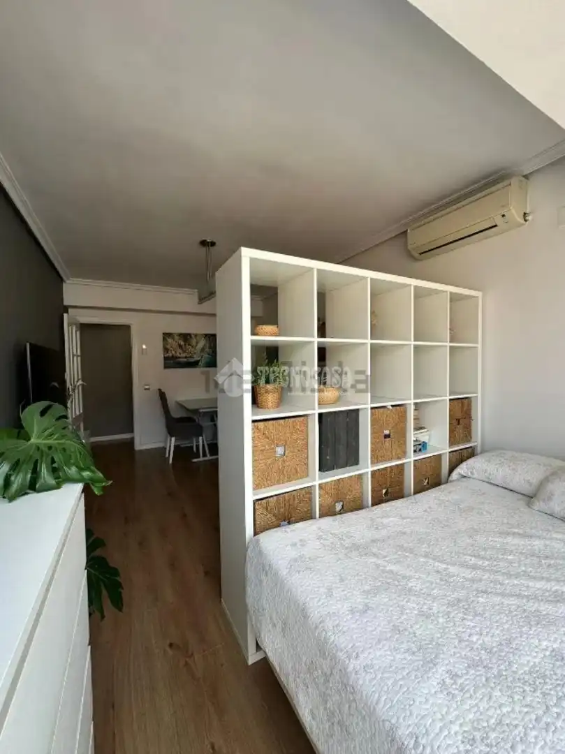 Habitación de Piso en venta en Madrid con Aire acondicionado y Calefacción