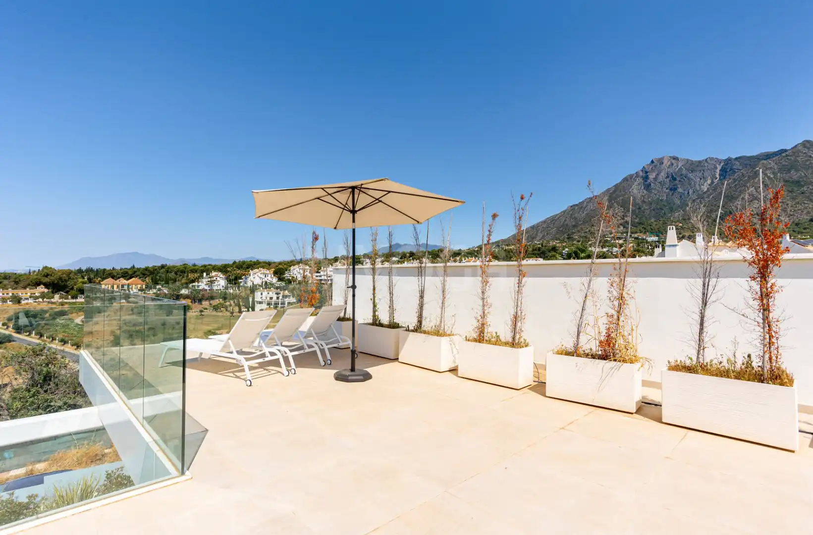 Terraza de Casa o chalet en venta en Marbella con Aire acondicionado, Jardín privado y Terraza