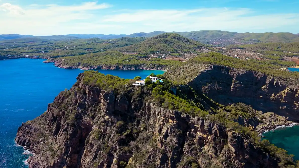Casa o xalet en venda en Santa Eulària des Riu amb Aire condicionat, Calefacció i Jardí privat