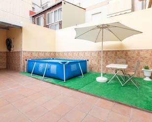 Piscina de Casa adosada en venda en Algemesí amb Aire condicionat, Terrassa i Balcó