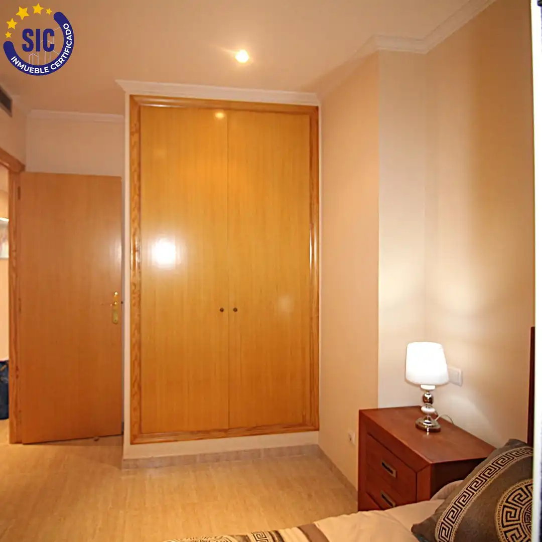 Dormitori de Apartament en venda en Oropesa del Mar / Orpesa amb Aire condicionat, Terrassa i Moblat