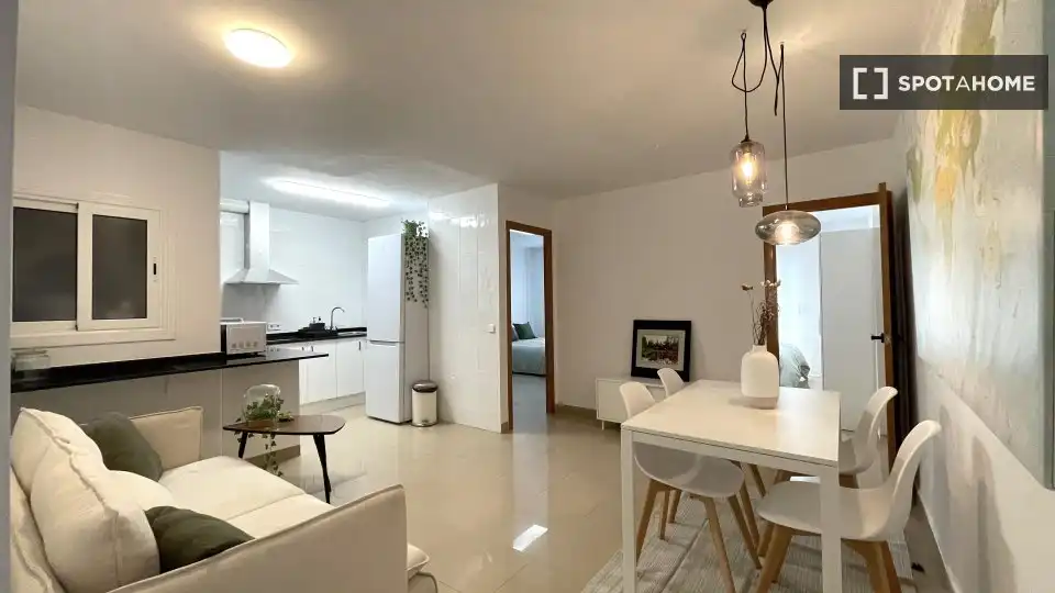 Sala de estar de Piso para compartir en Cerdanyola del Vallès con Aire acondicionado, Calefacción y Terraza