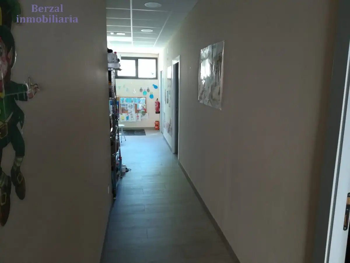 Office for rent in Oyón-Oion  with Heating and Furnished