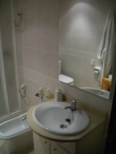 Bathroom of Apartments for sale in Canet de Mar  with Air Conditioner, Heating and Parquet flooring