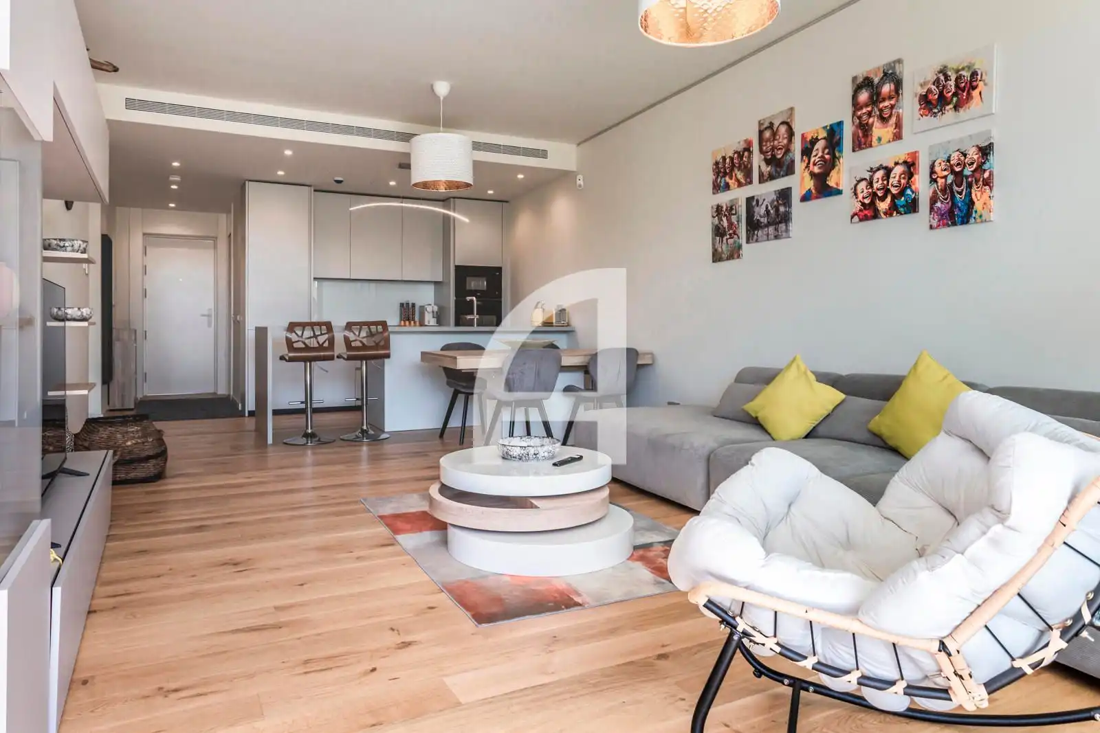 Sala d'estar de Pis en venda en Fuengirola amb Aire condicionat, Calefacció i Jardí privat