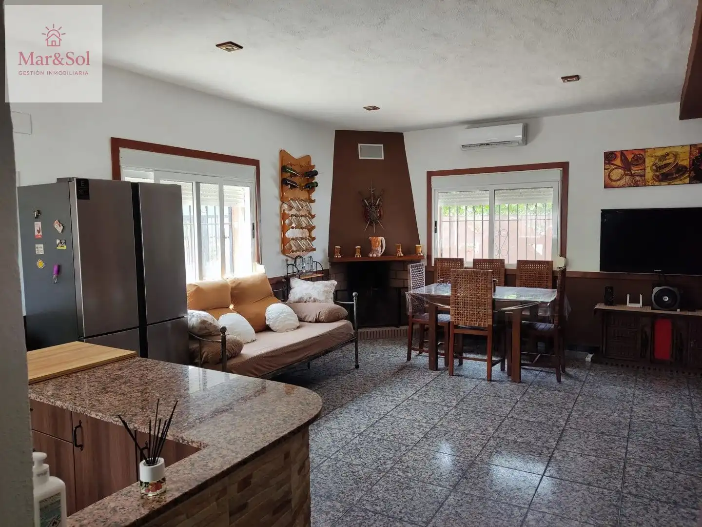 Living room of Houses for sale in Cullera  with Air Conditioner, Private garden and Terrace