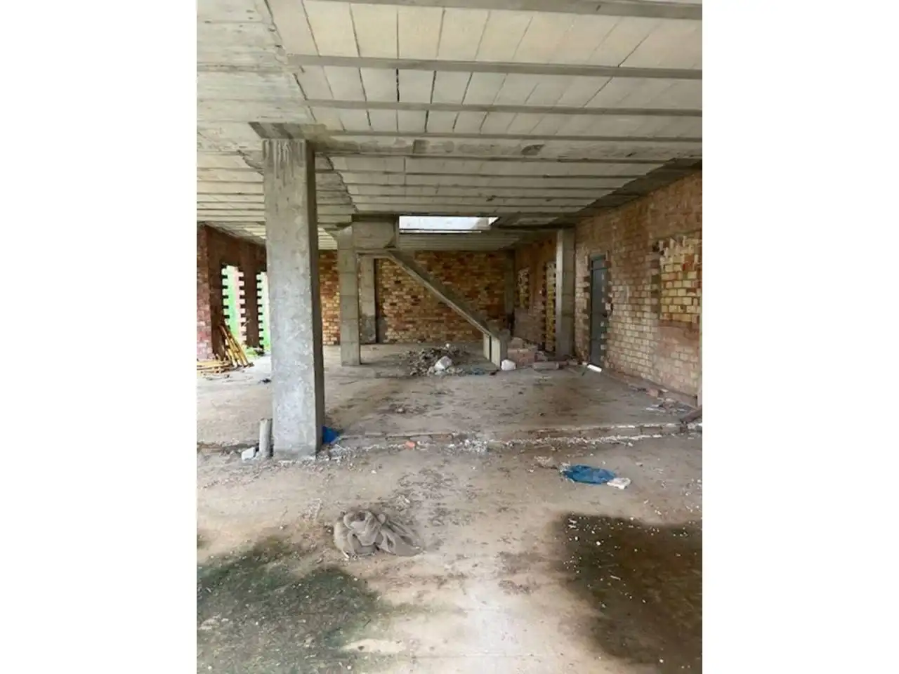 Edifici en venda en Aznalcóllar
