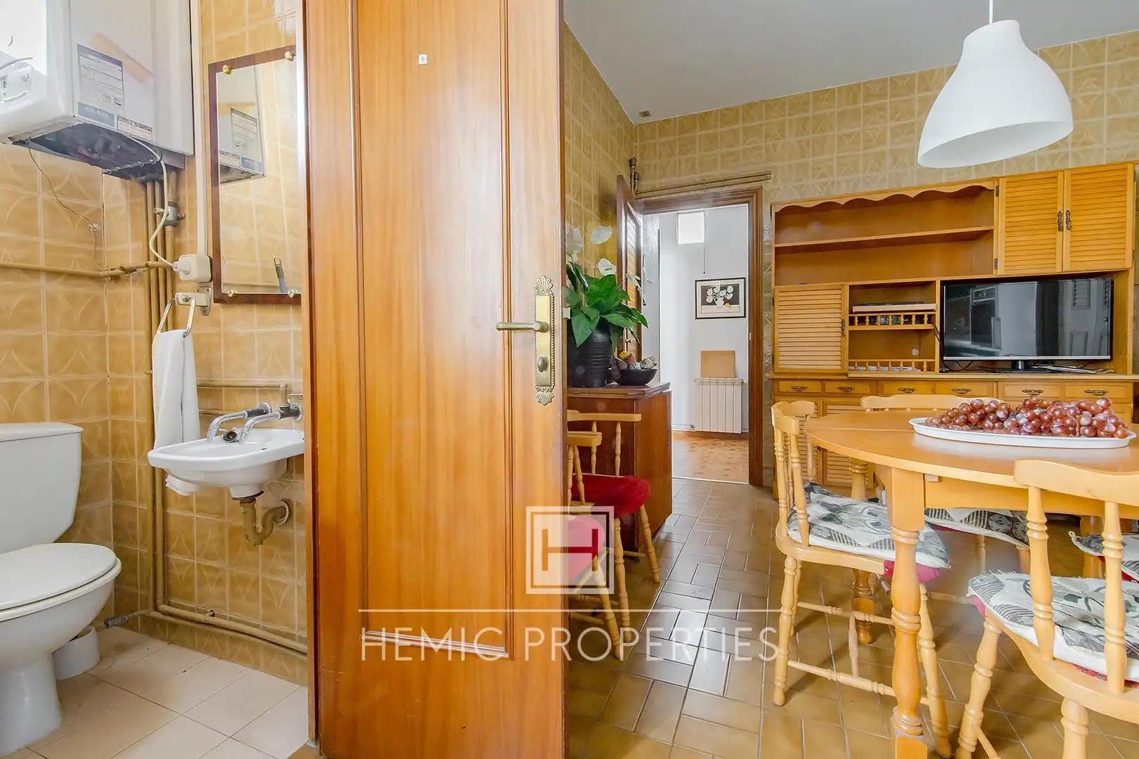 Cocina de Piso en venta en Madrid con Trastero y Balcón
