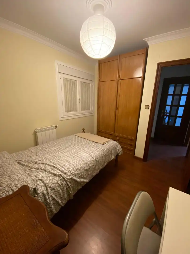 Bedroom of Flat for rent in Ferrol  with Heating, Parquet flooring and Furnished