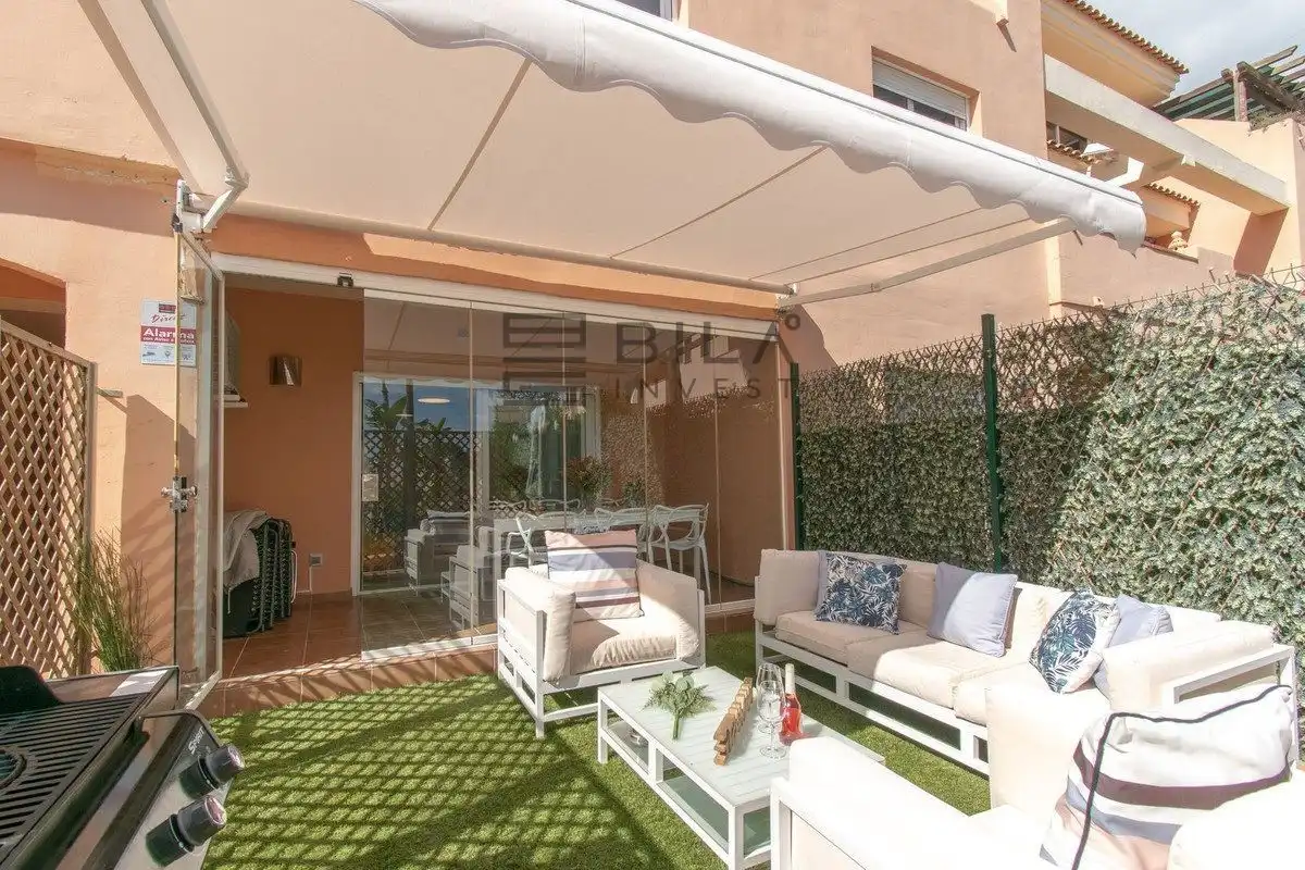Adosado con piscina en venta en Topacio, imagen 4