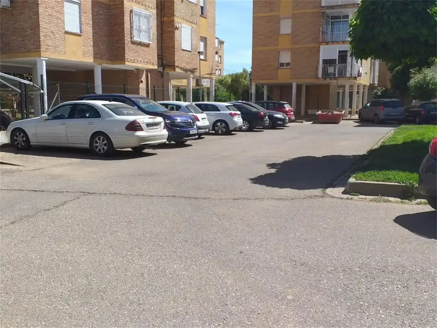 Aparcament de Casa adosada en venda en Isla Cristina