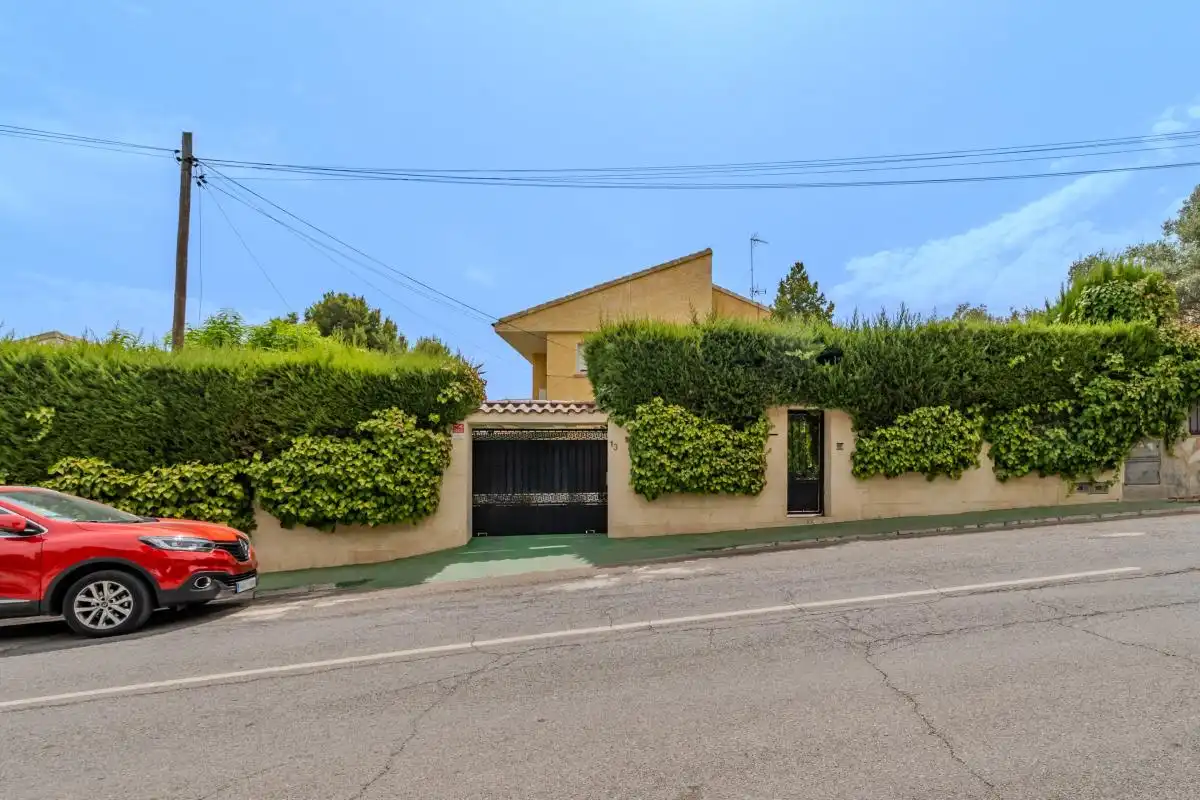 Vista exterior de Casa o xalet en venda en Las Torres de Cotillas amb Aire condicionat, Calefacció i Terrassa