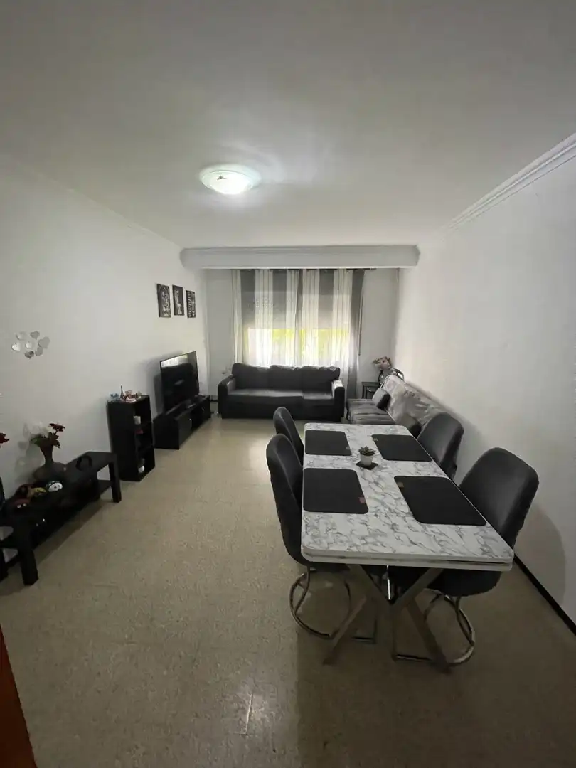 Sala de estar de Piso en venta en Girona con Calefacción y Balcón