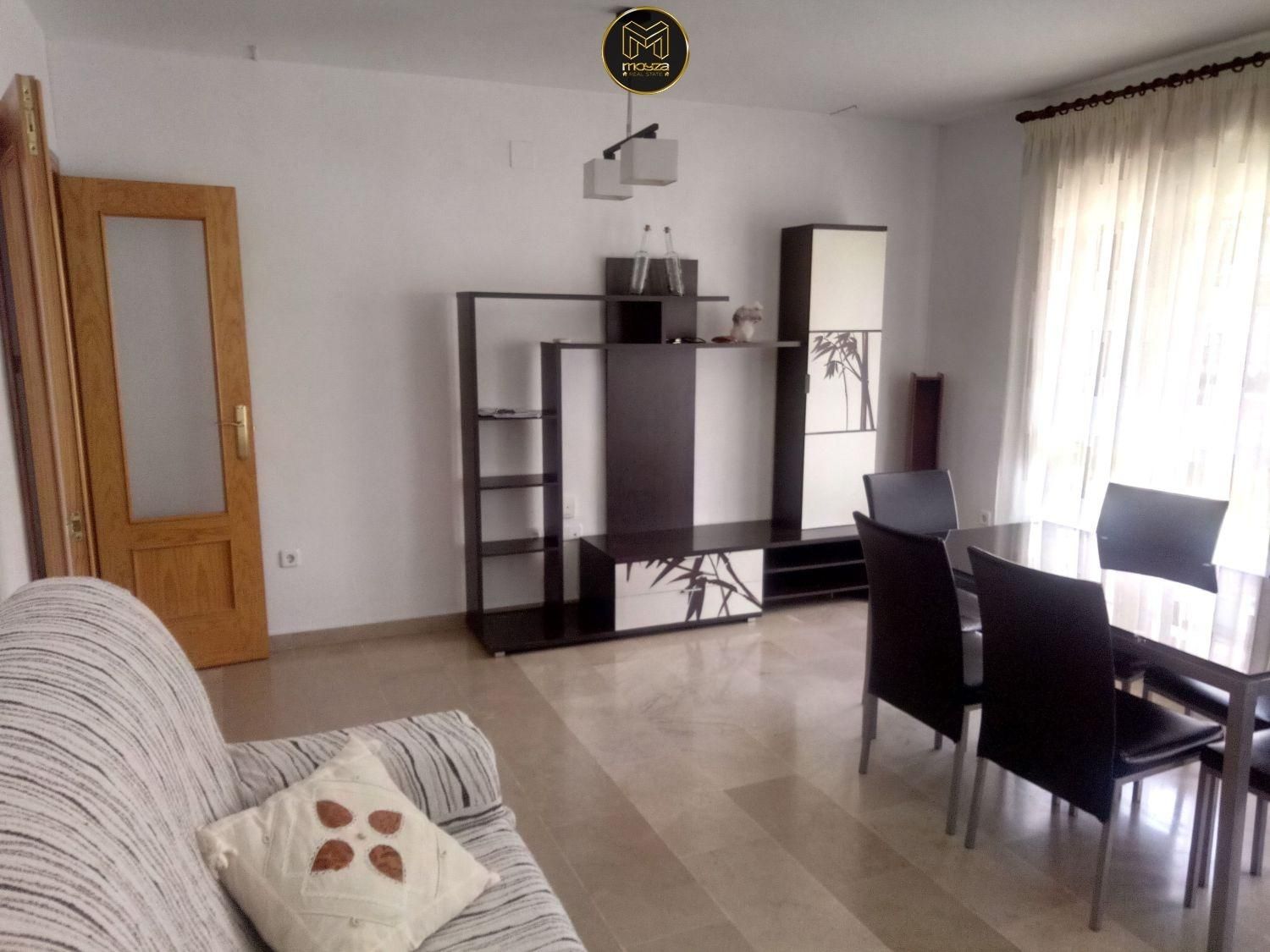 Sala de estar de Piso en venta en  Jaén Capital con Aire acondicionado, Terraza y Trastero