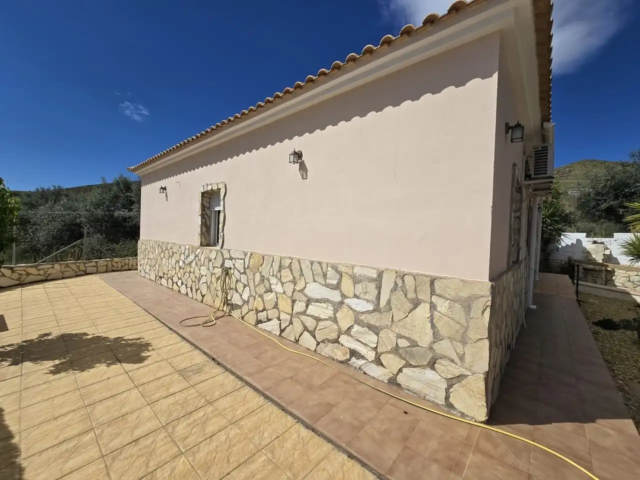 Vista exterior de Casa o chalet en venta en Cantoria con Aire acondicionado y Terraza