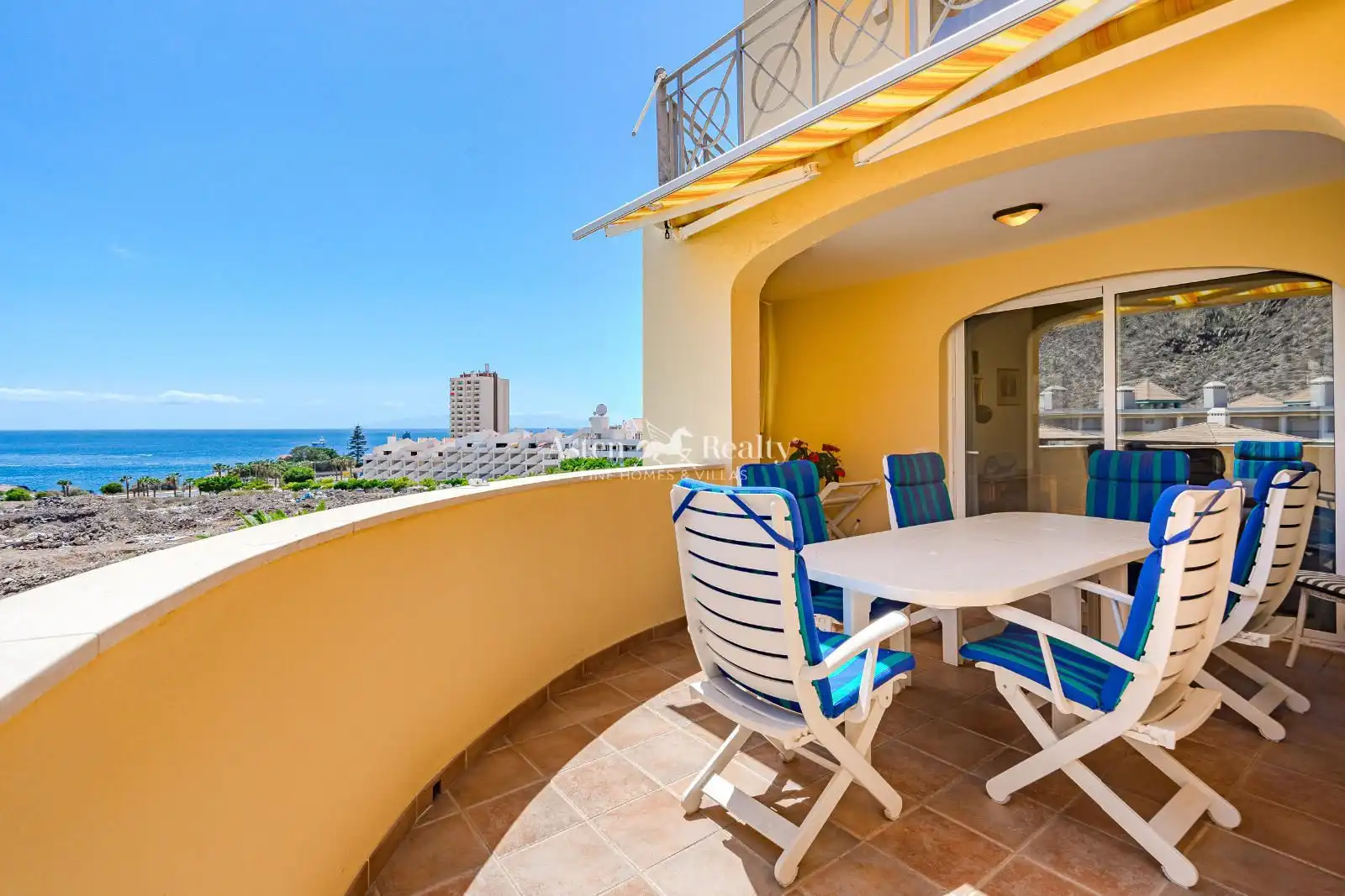 Terraza de Piso en venta en Arona con Terraza, Trastero y Piscina