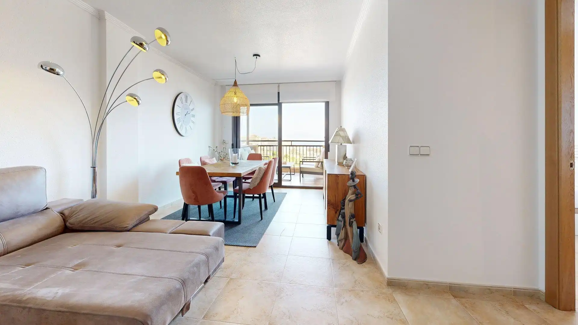 Comedor de Apartamento de alquiler en Elche / Elx con Aire acondicionado, Calefacción y Jardín privado