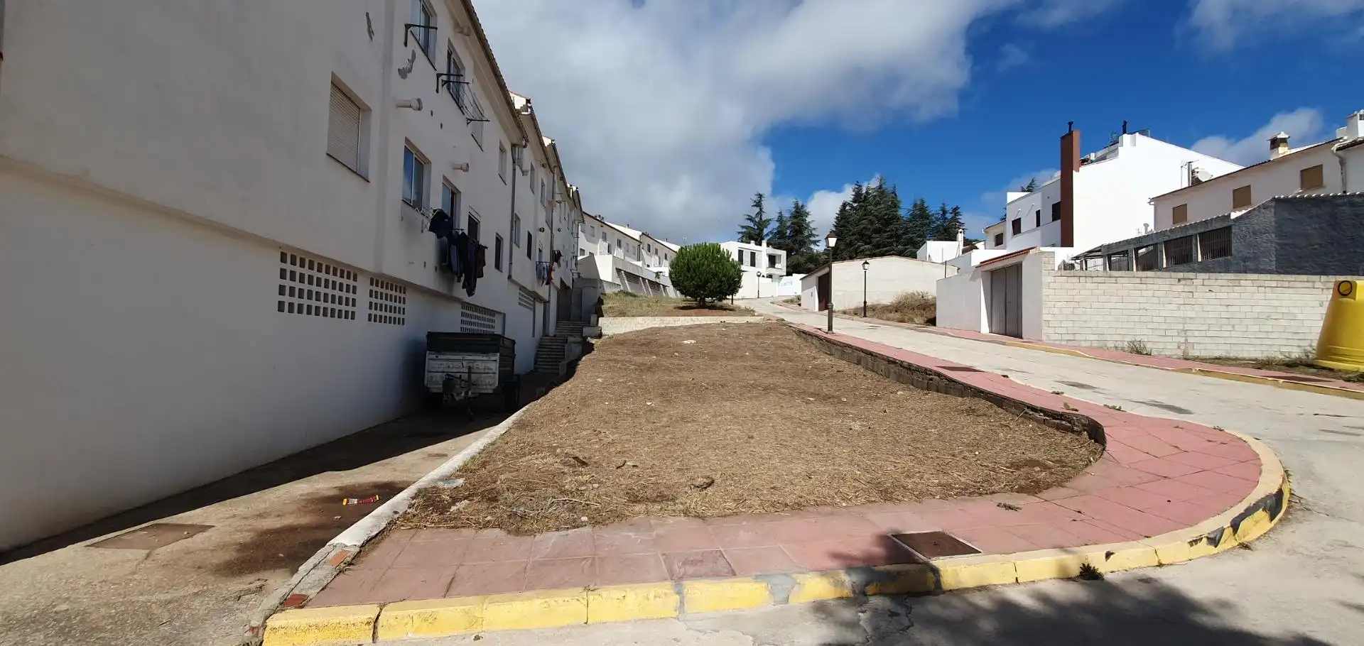Terrenos y solares en venta en Yunquera